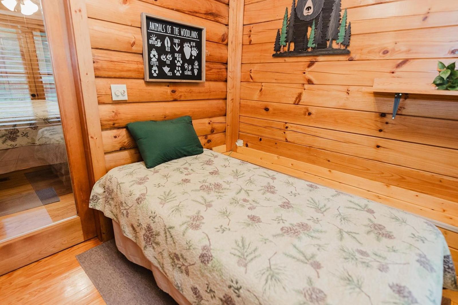 A Dream Come True Cabin Сивиървил Екстериор снимка