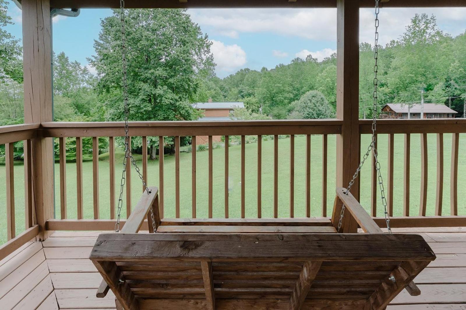 A Dream Come True Cabin Сивиървил Екстериор снимка