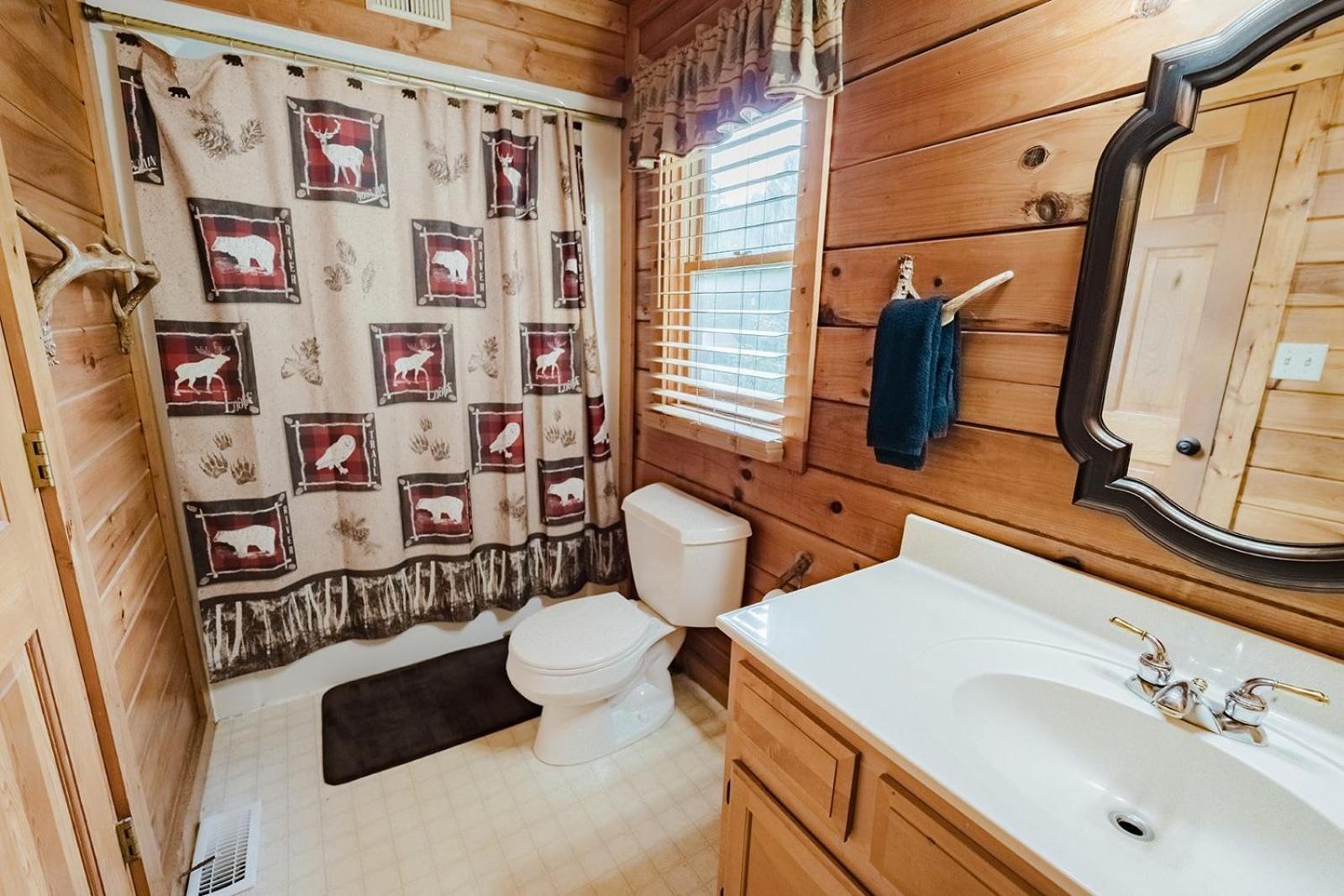 A Dream Come True Cabin Сивиървил Екстериор снимка