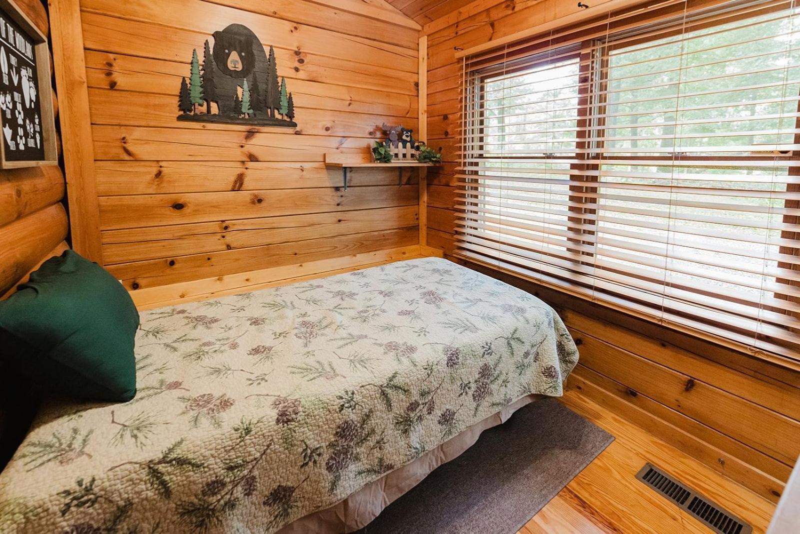 A Dream Come True Cabin Сивиървил Екстериор снимка